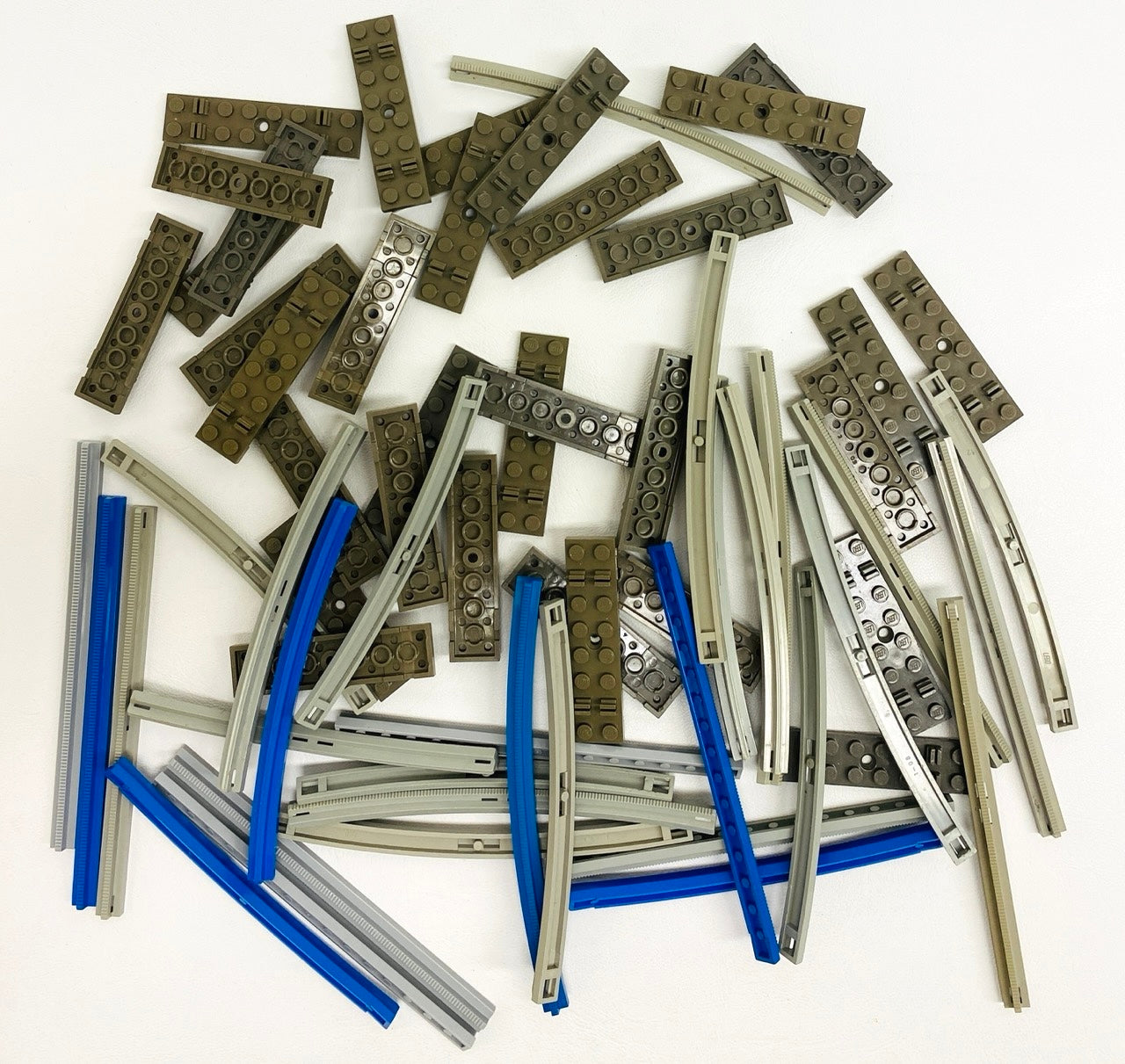 LEGO Trains Vintage Track and Sleeper Fun Pack Mixed Colours