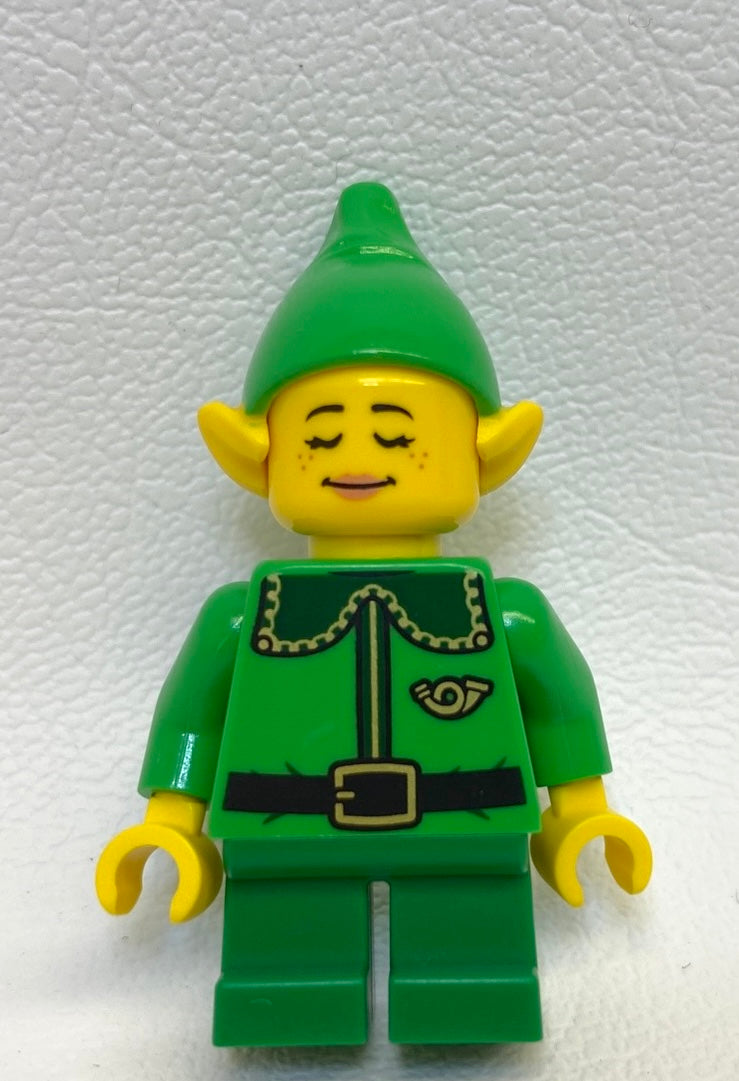 LEGO Winter Village Elf BRAND NEW Minifigure Christmas Holiday (Female with Freckles and Open/Closed Eyes)