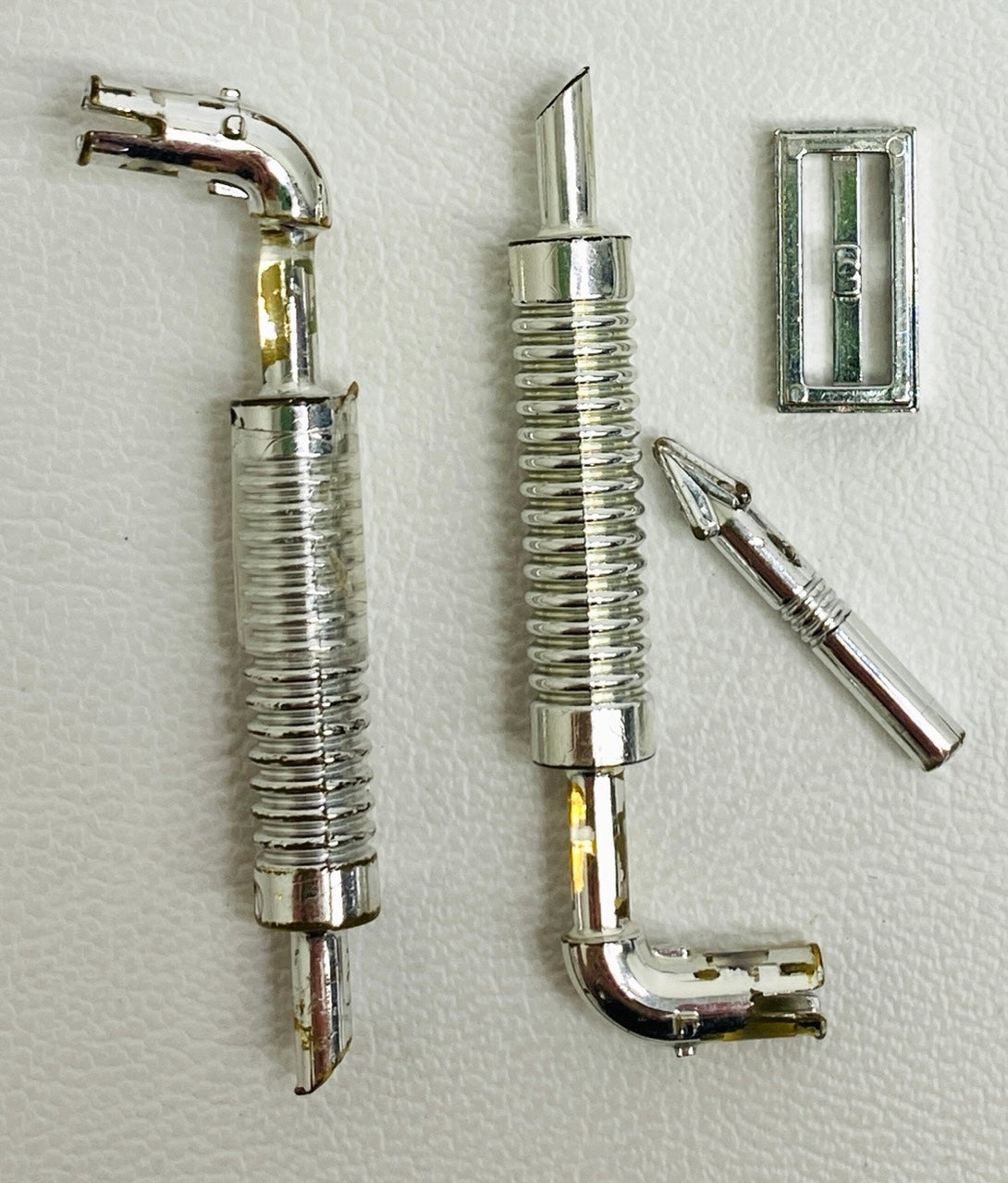 LEGO Chrome Silver Fun Pack Exhaust Pipes Harpoon and Grille Tile