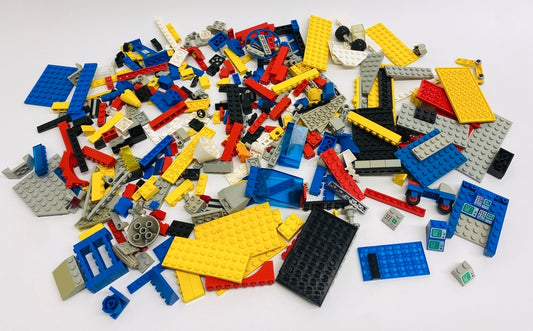 LEGO Vintage Mixed Pieces Fun Pack Huge Selection Bricks Slopes Plates and More - Town City Technic Classic Space