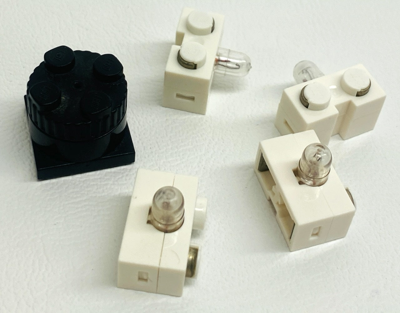 LEGO Vintage Electric Light and Sound Brick Mixed Fun Pack