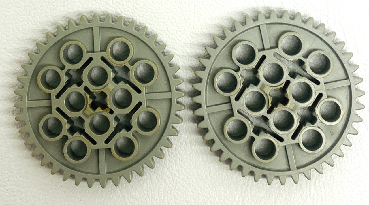 LEGO Technic 40 Tooth Gears Fun Pack of 2 Light Bluish Grey