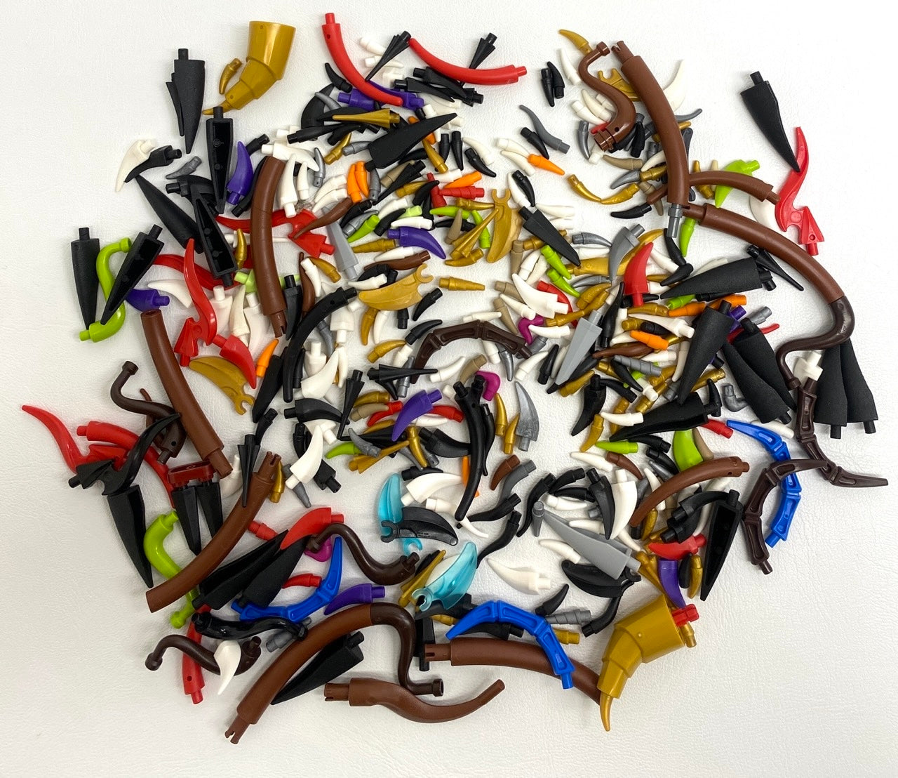 LEGO Animal Claws / Horns / Tails / Teeth Mixed Pack