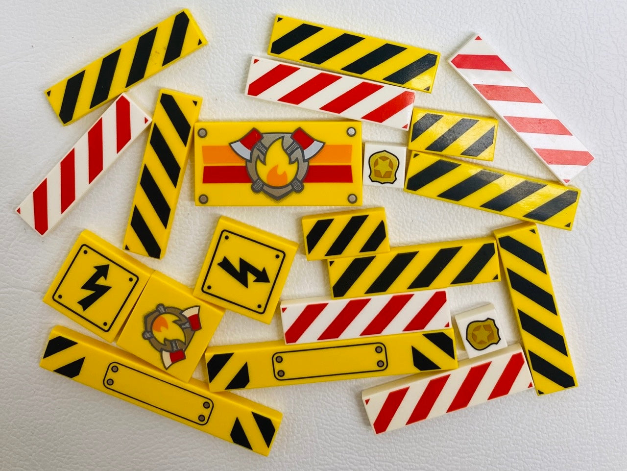 LEGO Printed Danger Tiles Fun Pack