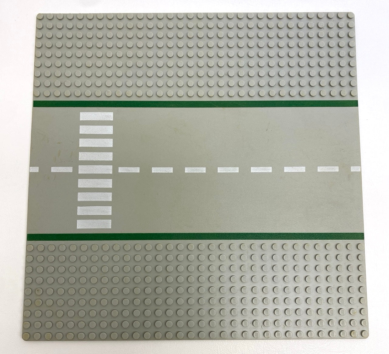 LEGO Vintage Baseplate 32x32 Light Grey (Old Shade) 9-Stud Straight Road with Crosswalk Patter