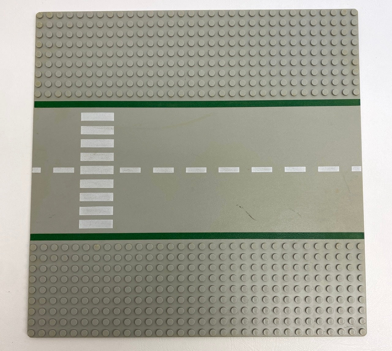 LEGO Vintage Baseplate 32x32 Light Grey (Old Shade) 9-Stud Straight Road with Crosswalk Pattern