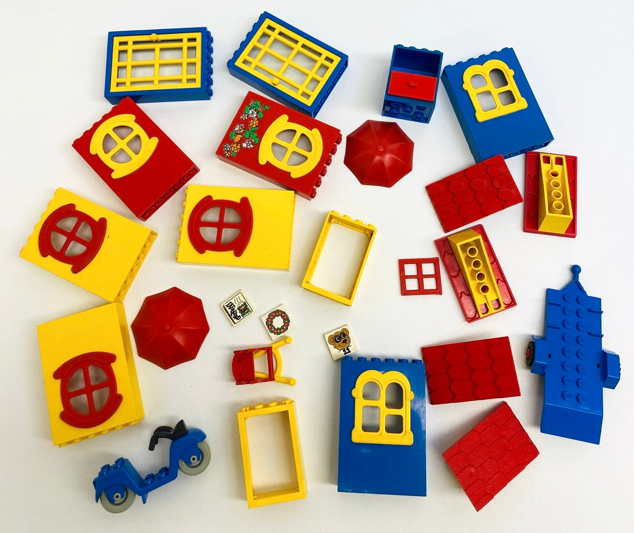 LEGO Vintage Mixed Fun Pack Fabuland / Basic / Freestyle Doors Windows Scooter and More