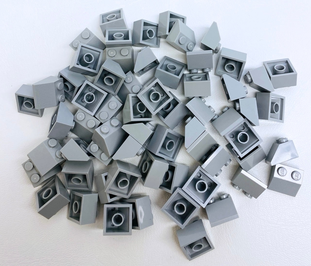 LEGO Light Bluish Grey Slope 45 2x2 Fun Pack
