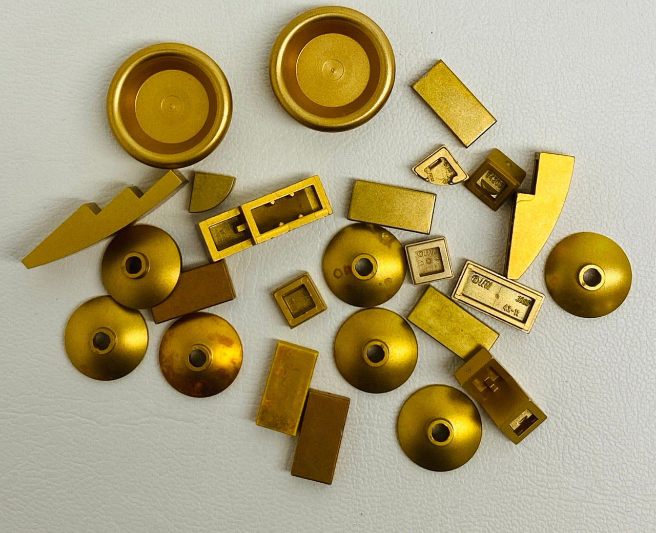 LEGO Metallic Gold Fun Pack Mixed Pieces