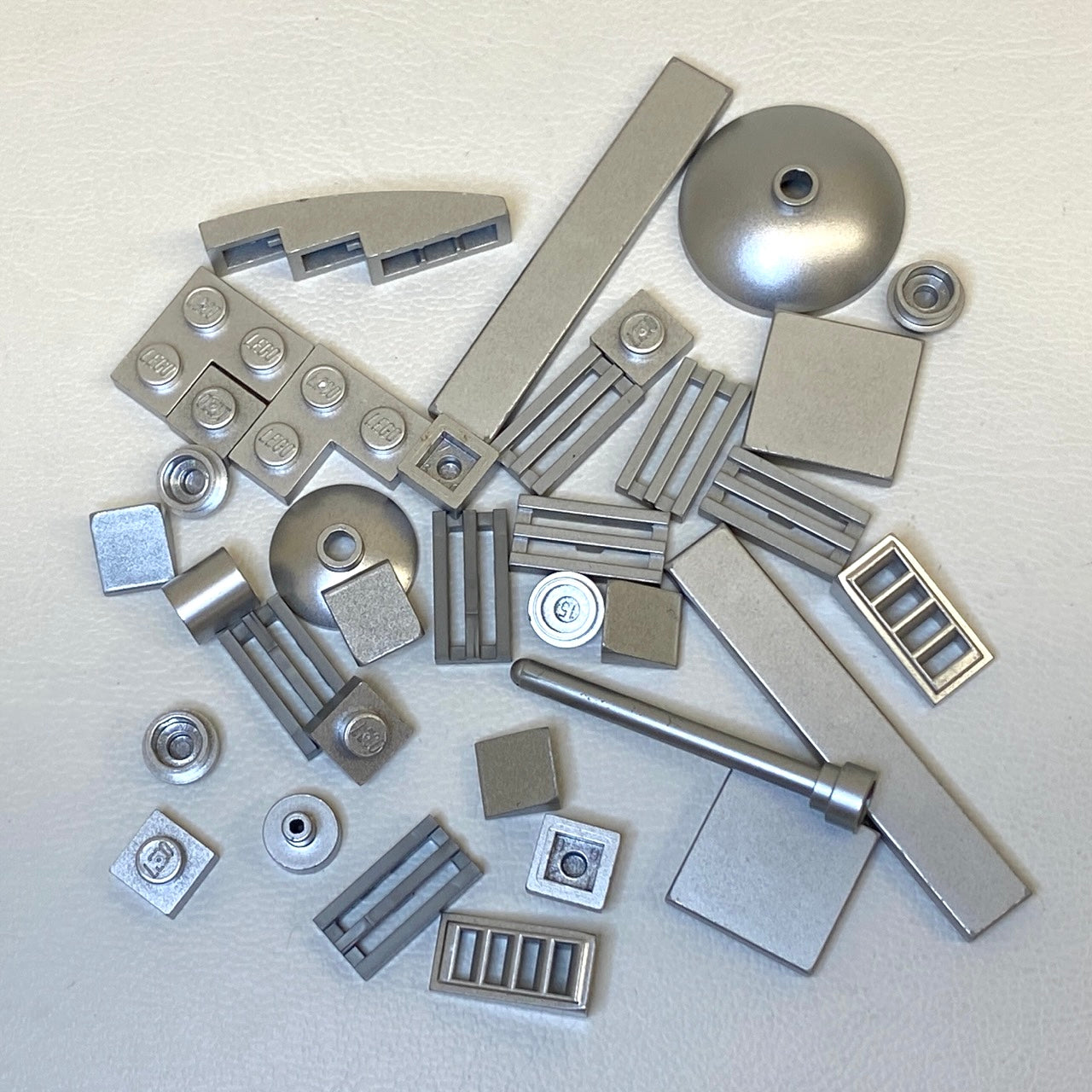 LEGO Metallic Silver Fun Pack Mixed Small Pieces Tiles Plates Slopes and More