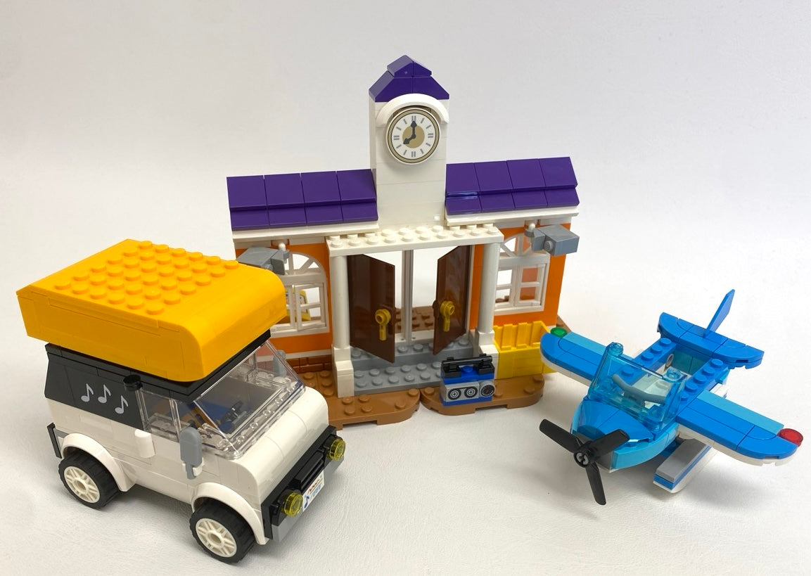 LEGO Animal Crossing Fun Pack Seaplane Caravan and Building
