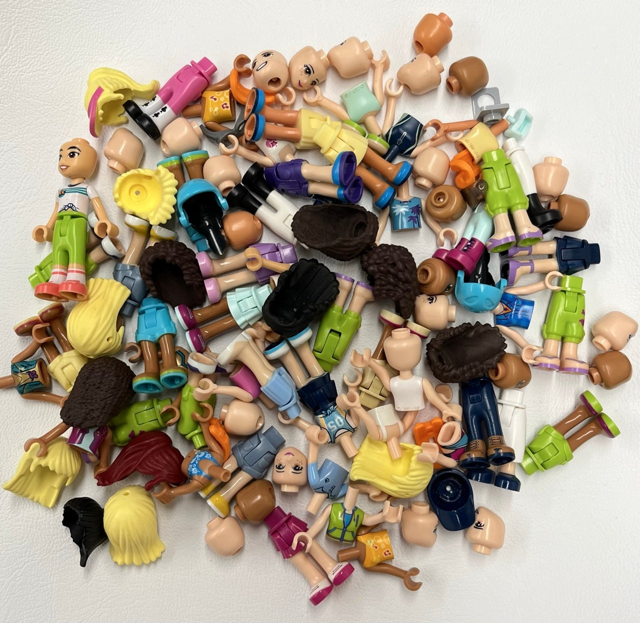 LEGO Friends Mini Doll Pieces Fun Pack