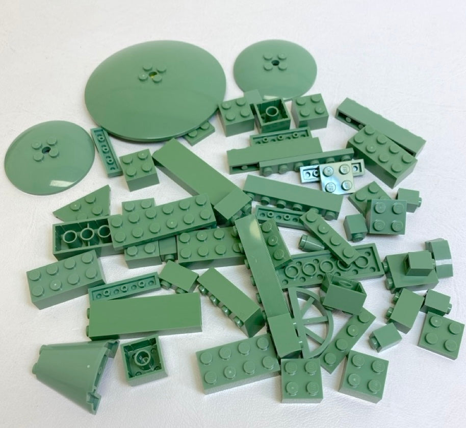 LEGO Sand Green Fun Pack Mixed Pieces