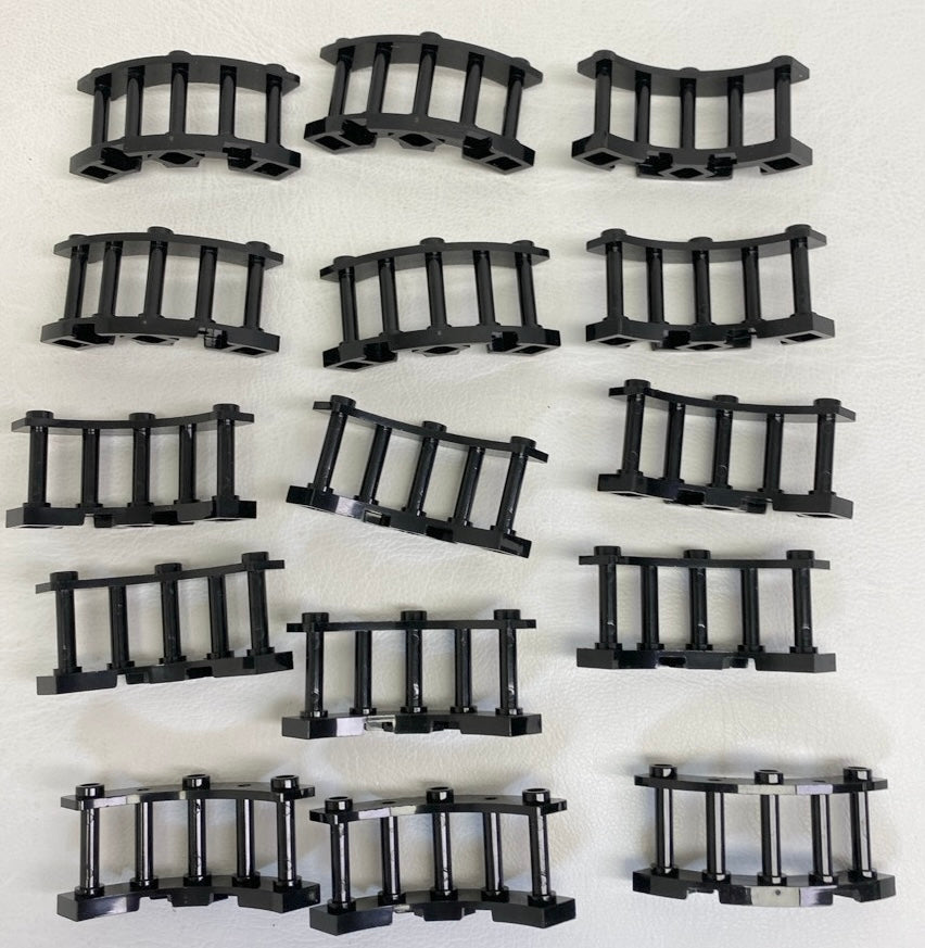 LEGO Black Spindled Fences 4x4x2 Quarter Round Fun Pack of 15 - Three Stud Version
