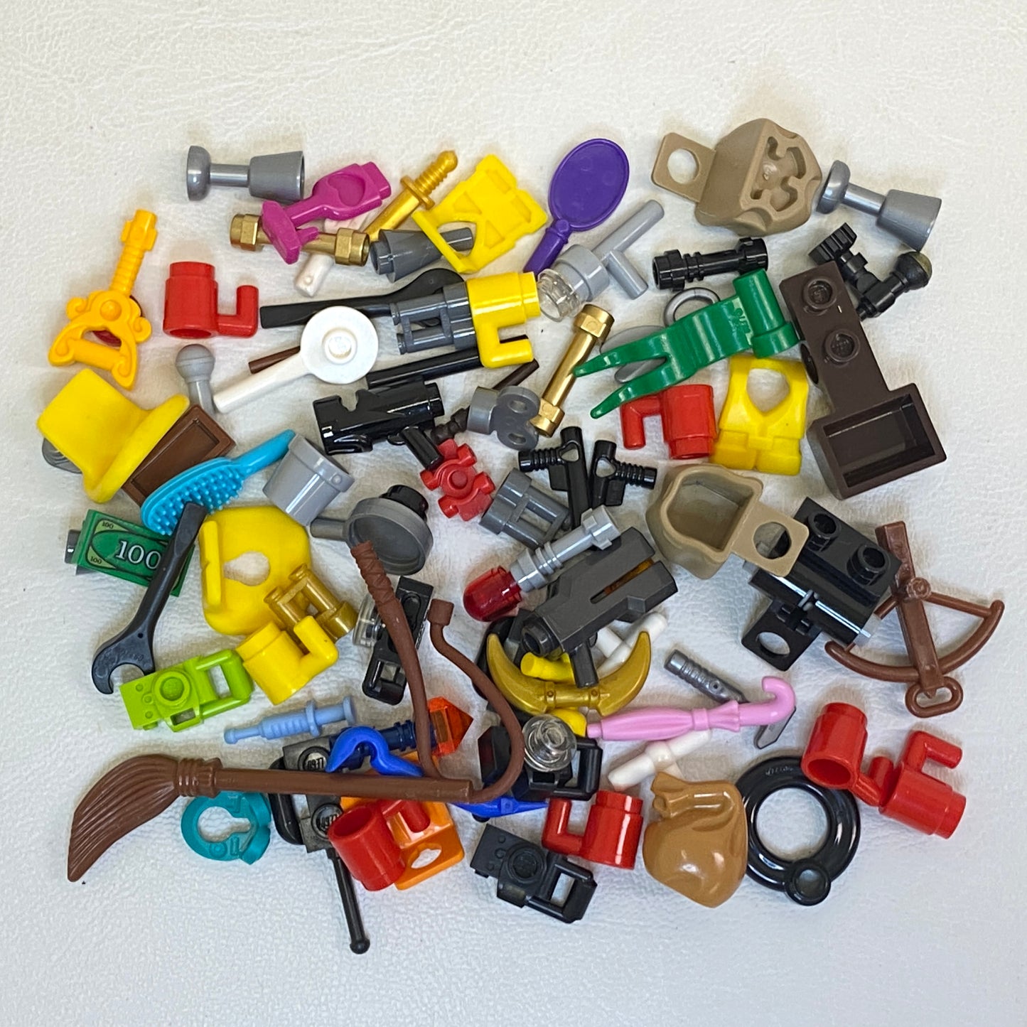 LEGO Minifigure Accessory Fun Pack Mixed Pieces