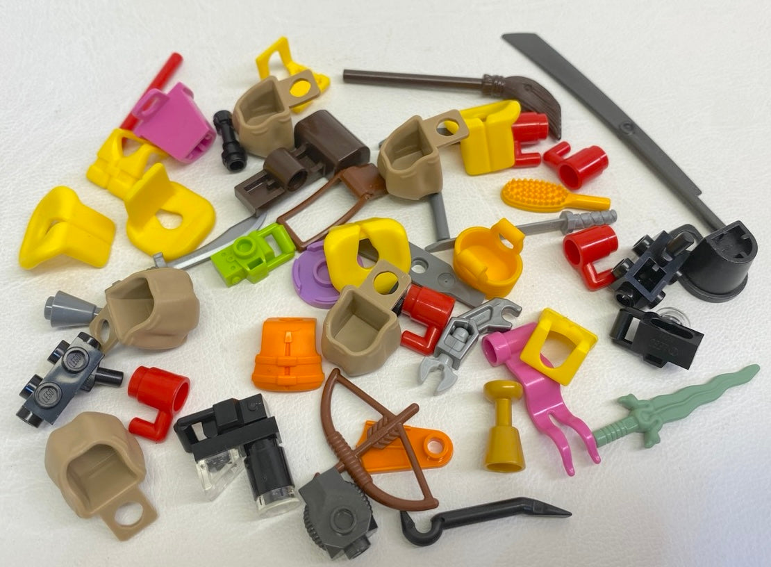 LEGO Minifigure Accessory Fun Pack Mixed Pieces