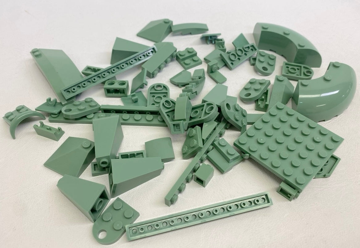 LEGO Sand Green Fun Pack Mixed Pieces