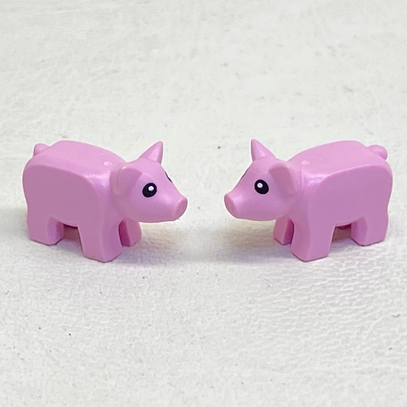 LEGO Animal Bright Pink Baby Pig / Piglet Pack of 2