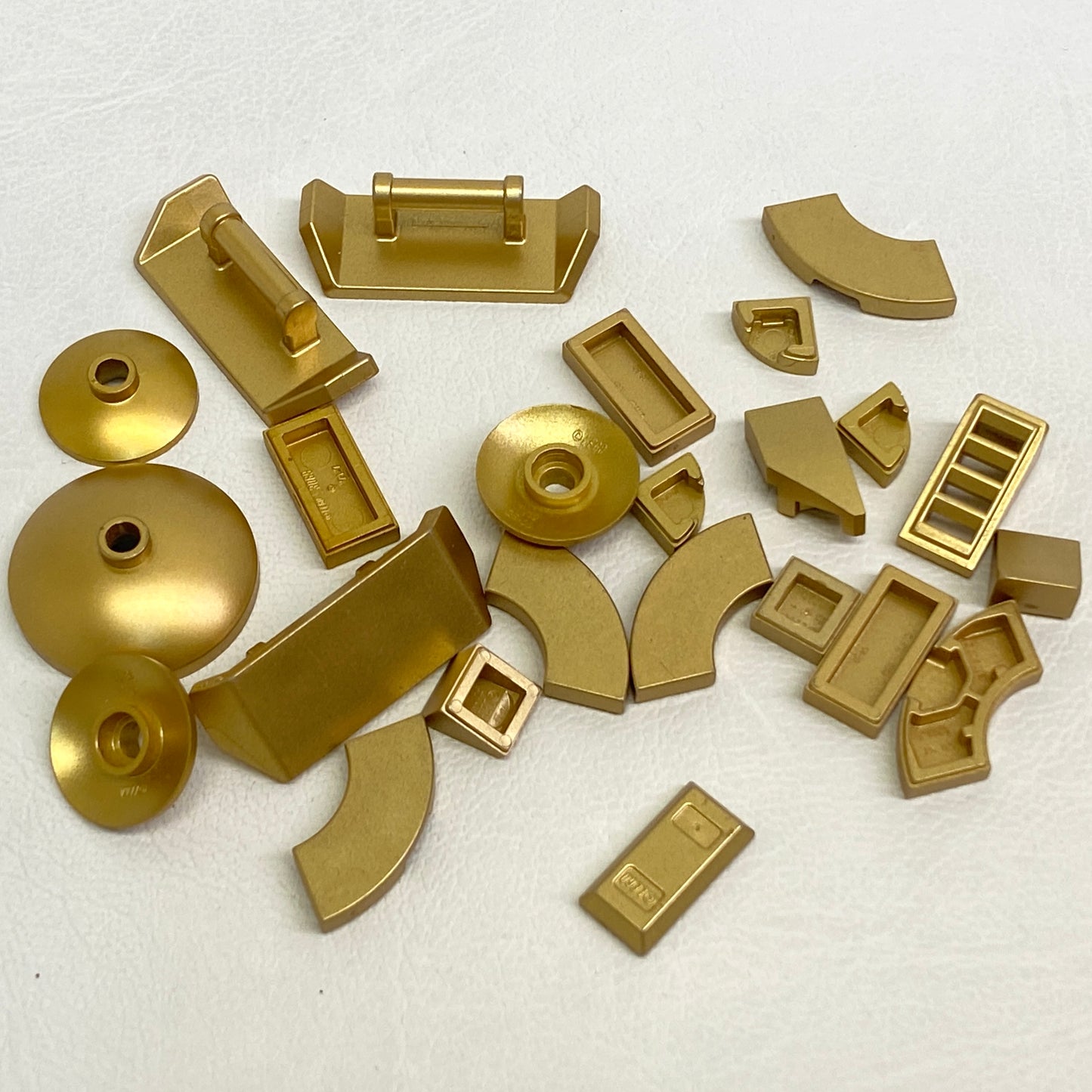 LEGO Metallic Gold Fun Pack Mixed Pieces