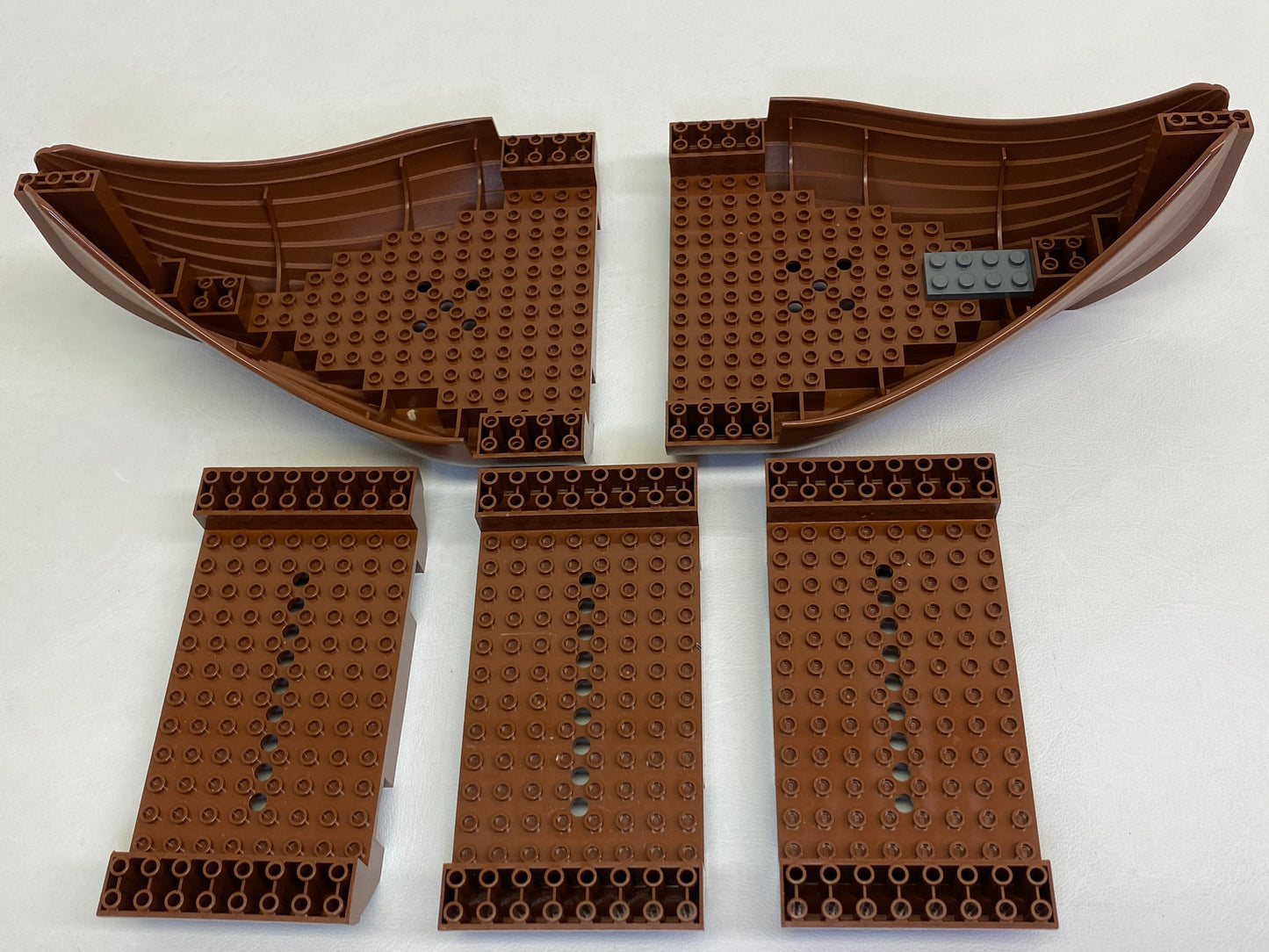 LEGO Vikings / Castle Reddish Brown Ship Hull Fun Pack From Set #7018 Viking Ship Challenges The Midgard Serpent