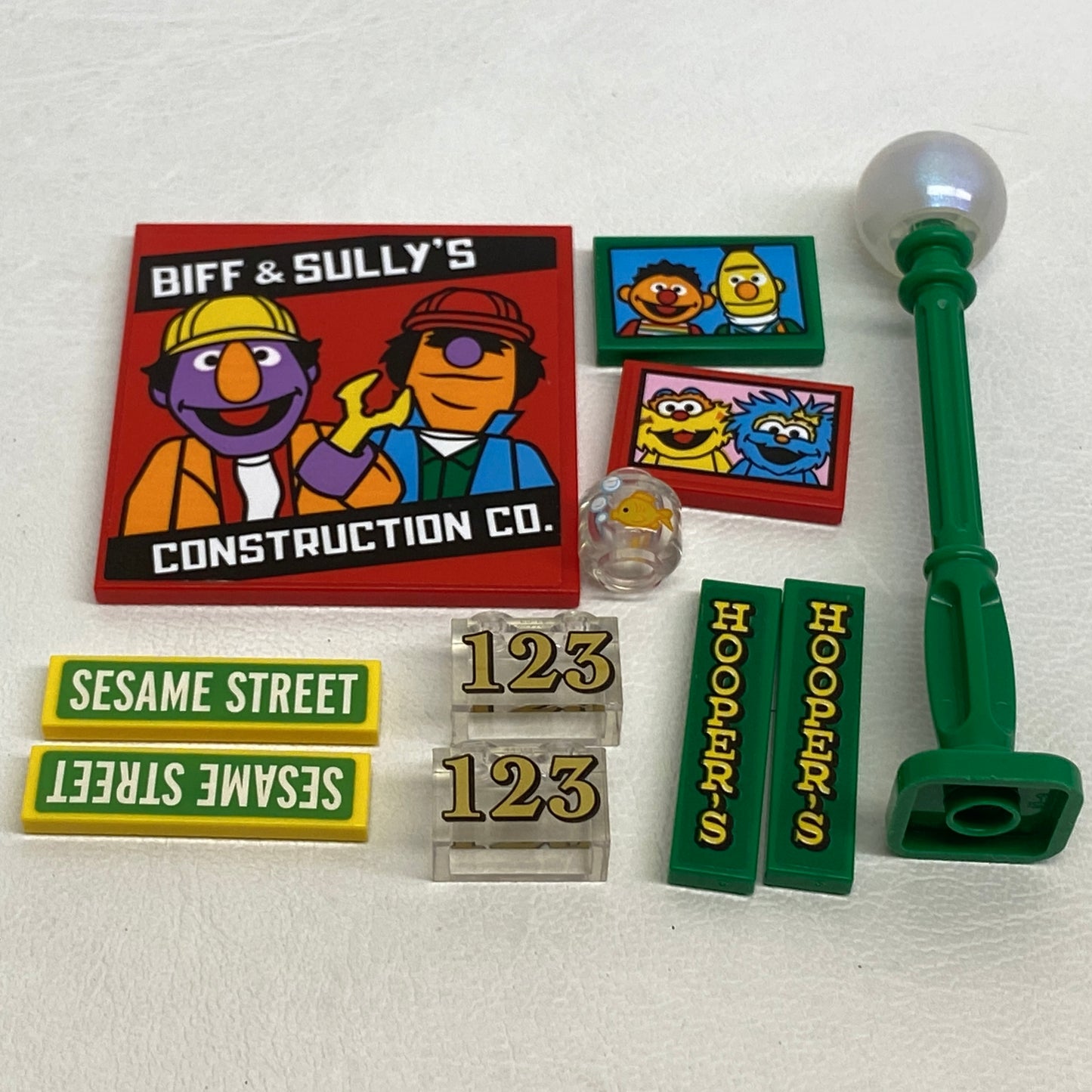 LEGO Sesame Street Details Fun Pack Mixed Tiles Panels and More
