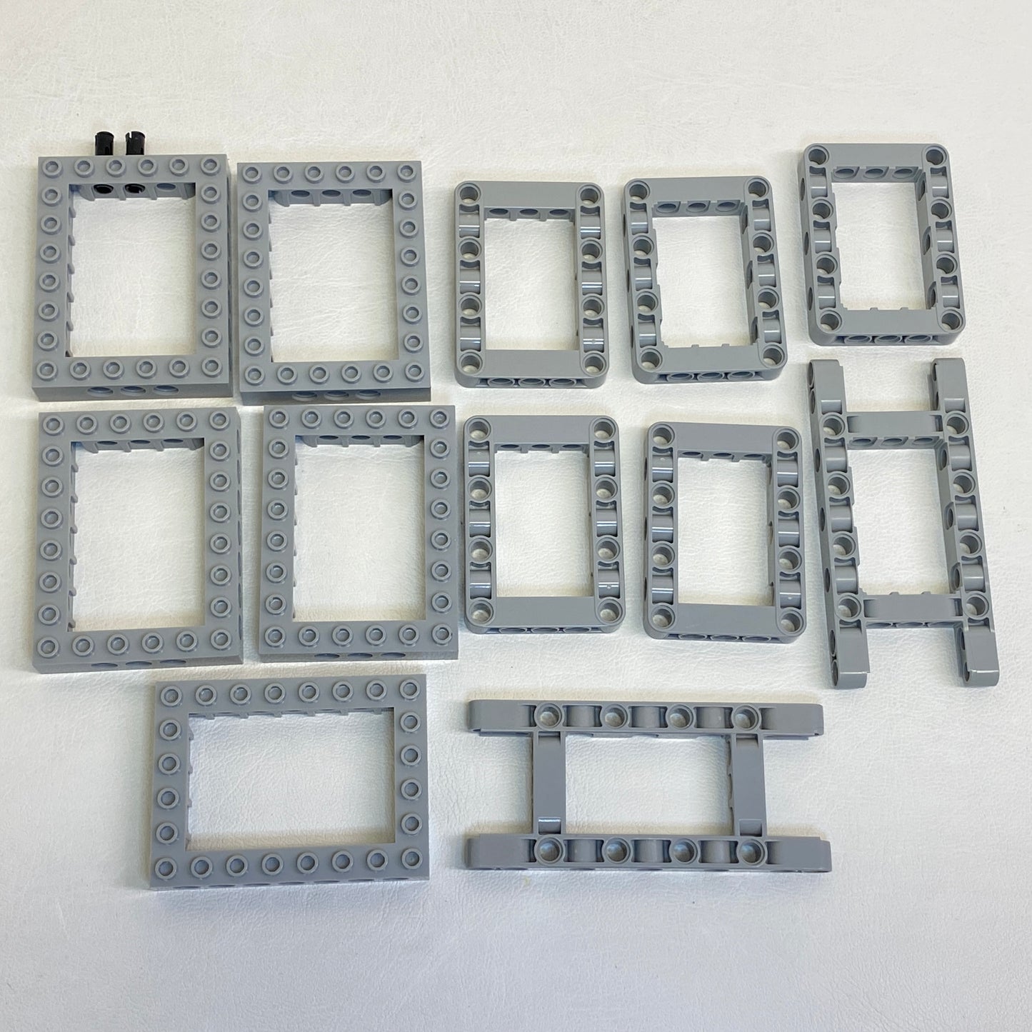 LEGO Technic Light Bluish Grey Mixed Open Brick and Liftarms Fun Pack