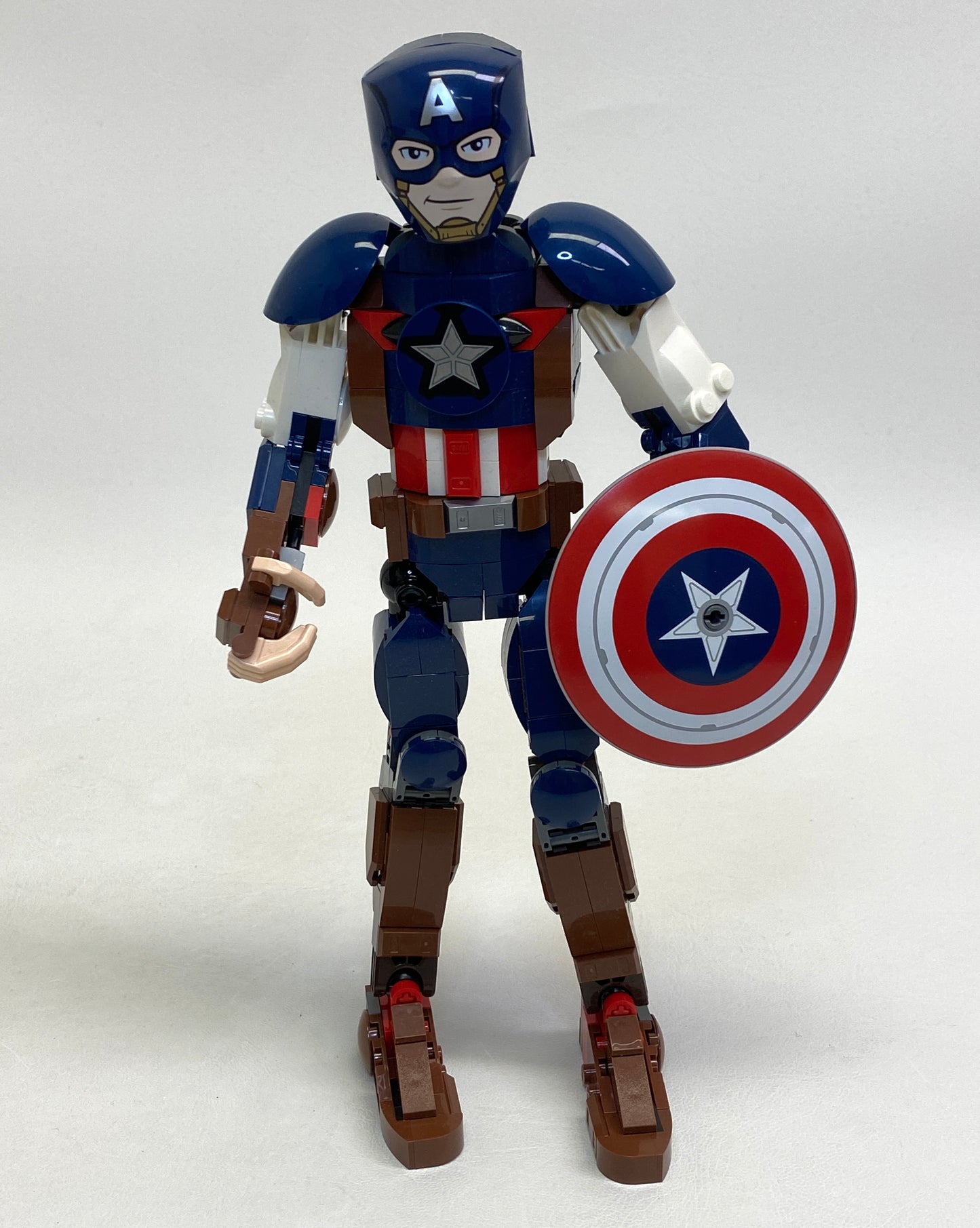 LEGO Marvel Superheroes Captain America Construction Figure Set #76258 As Pictured - Includes Instructions