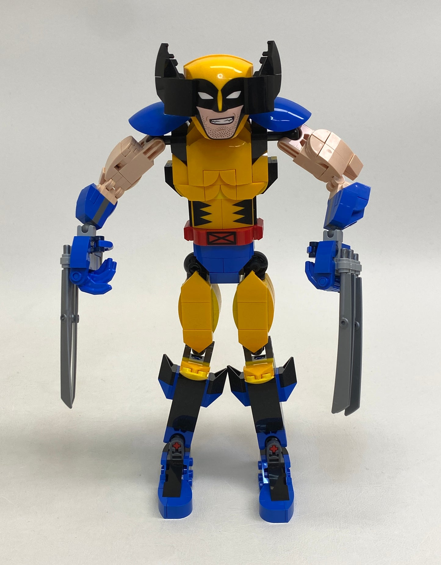 LEGO Marvel Superheroes Wolverine Construction Figure Set #76257 As Pictured - Includes Instructions