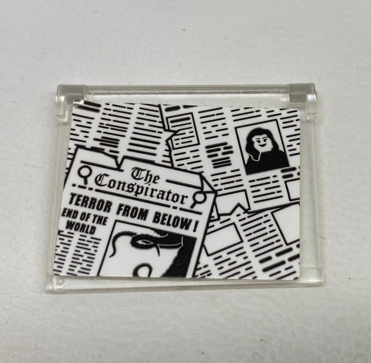 LEGO Glass Newspaper "The Conspirator"