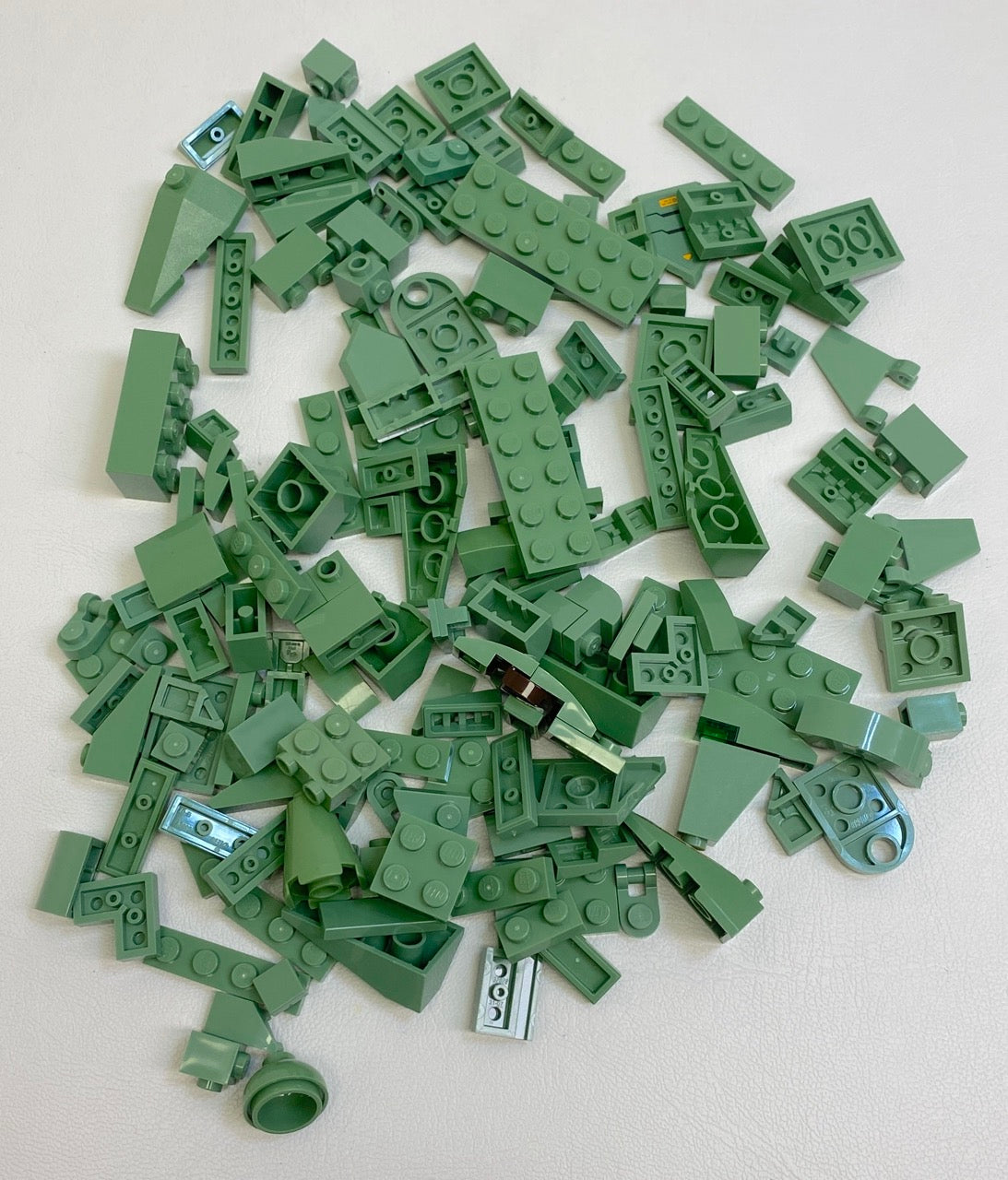 LEGO Sand Green Fun Pack Mixed Pieces