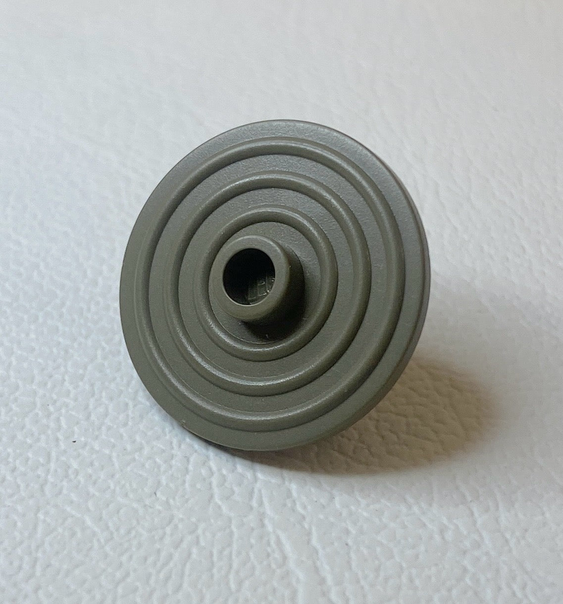 LEGO Vintage Dark Grey Minifigure Shield (Old Shade)