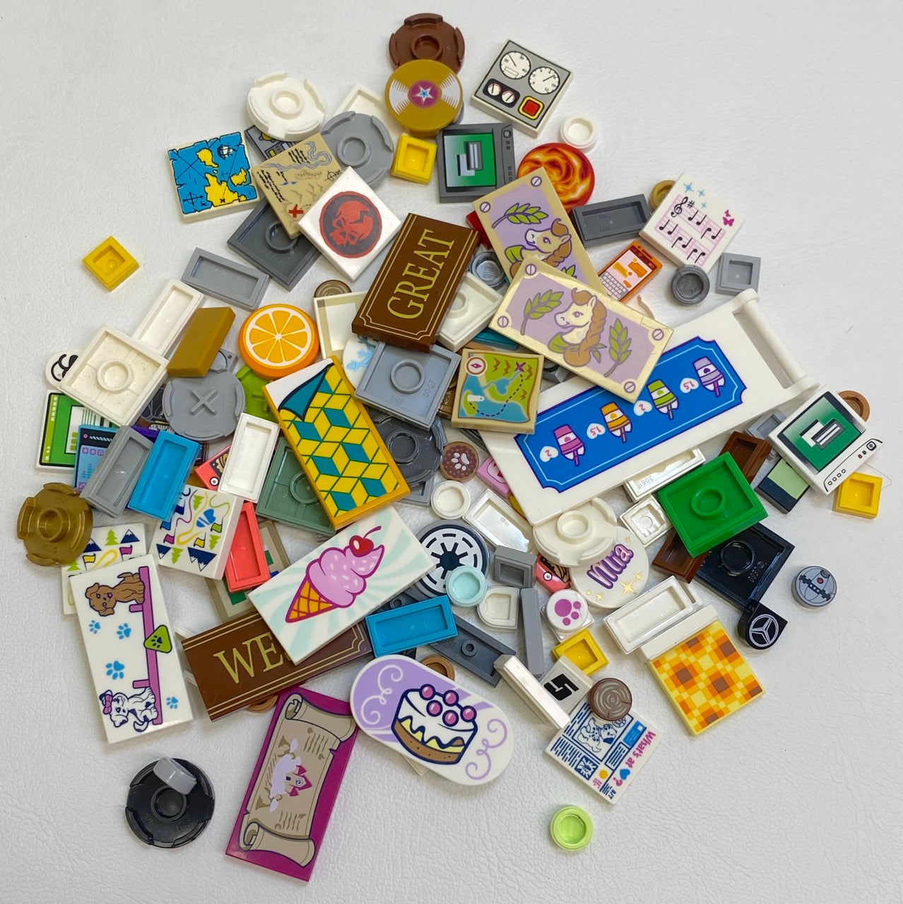 LEGO Printed Tiles Mixed Fun Pack