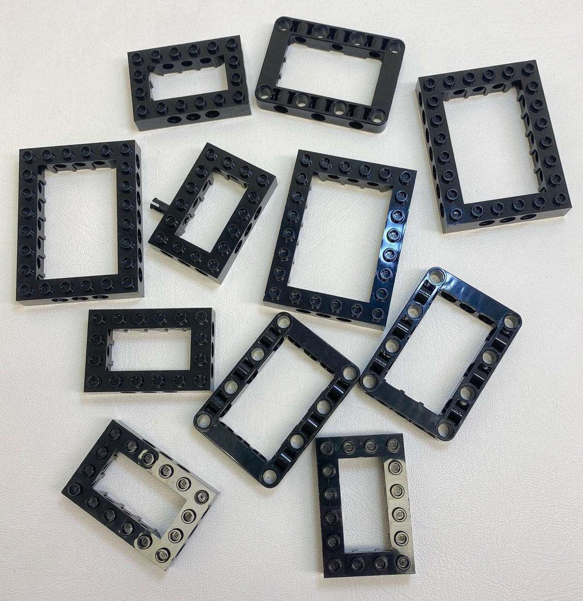 LEGO Technic Black Open Brick and Frame Fun Pack Mixed Sizes