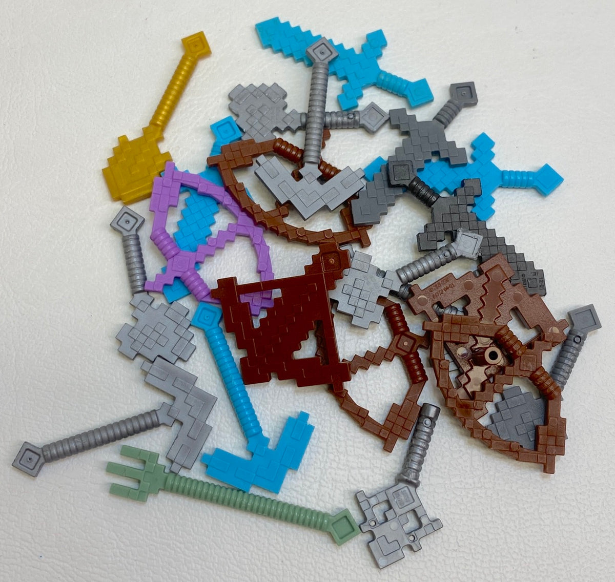LEGO Minecraft Minifigure Accessory Fun Pack Mixed Tools Weapons