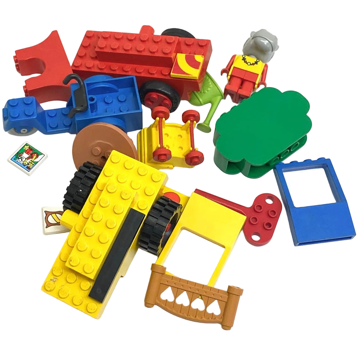 LEGO Vintage Fabuland Fun Pack Mixed Figures and Pieces