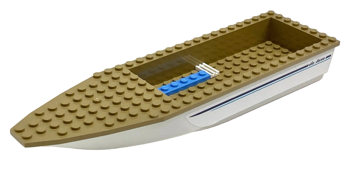 LEGO City Boat Hull 28x8 White / Dark Tan