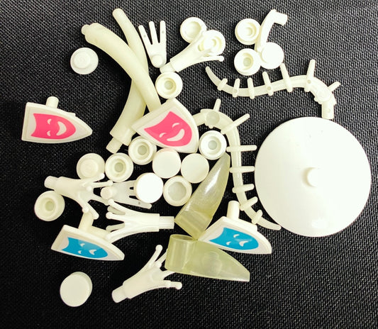 LEGO Glow in the Dark Fun Pack Mixed Pieces Claws Horns Seaweed Shields Plates and More