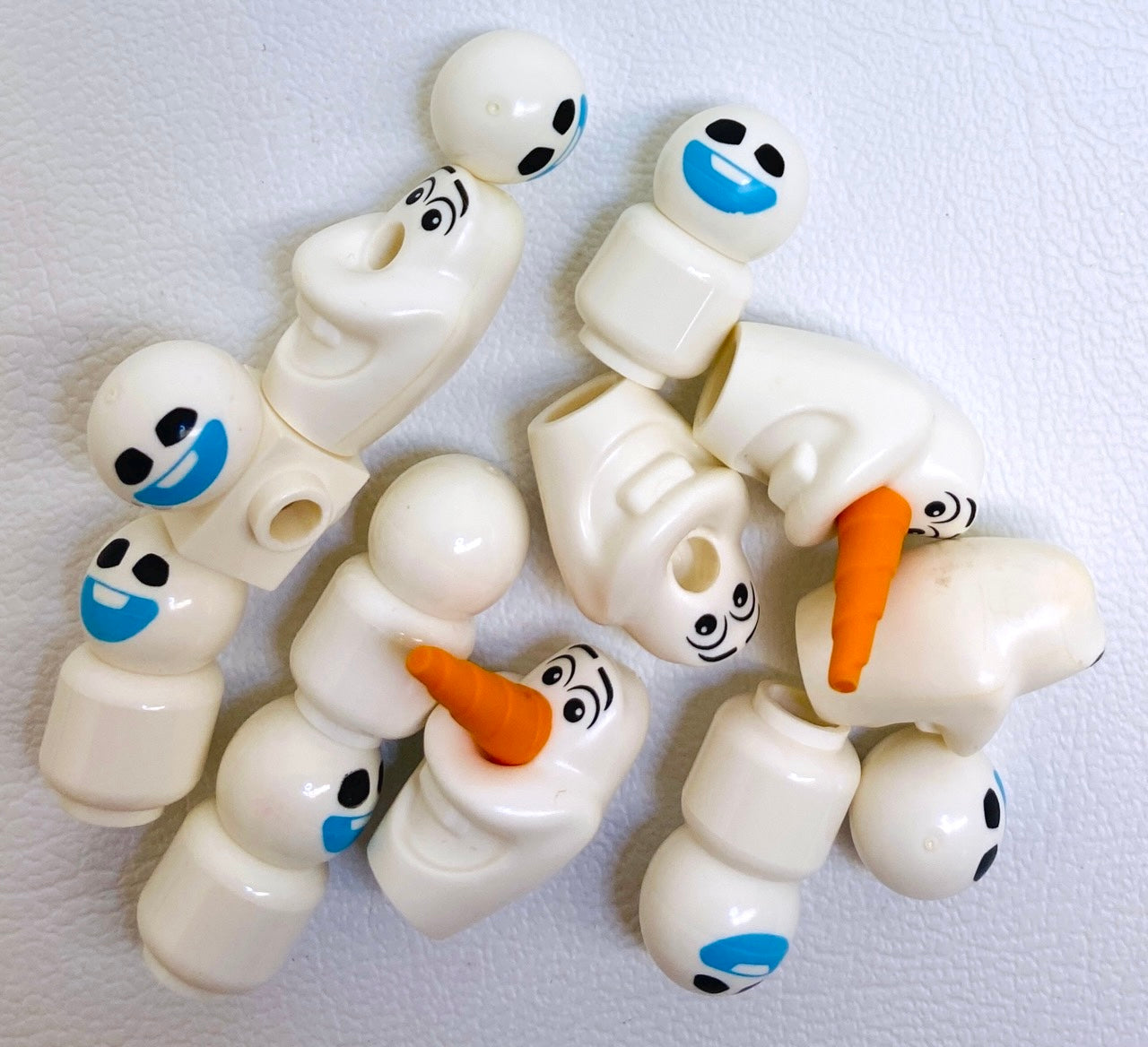 LEGO Frozen Fun Pack Olaf Minifigure Pieces and Snowgies