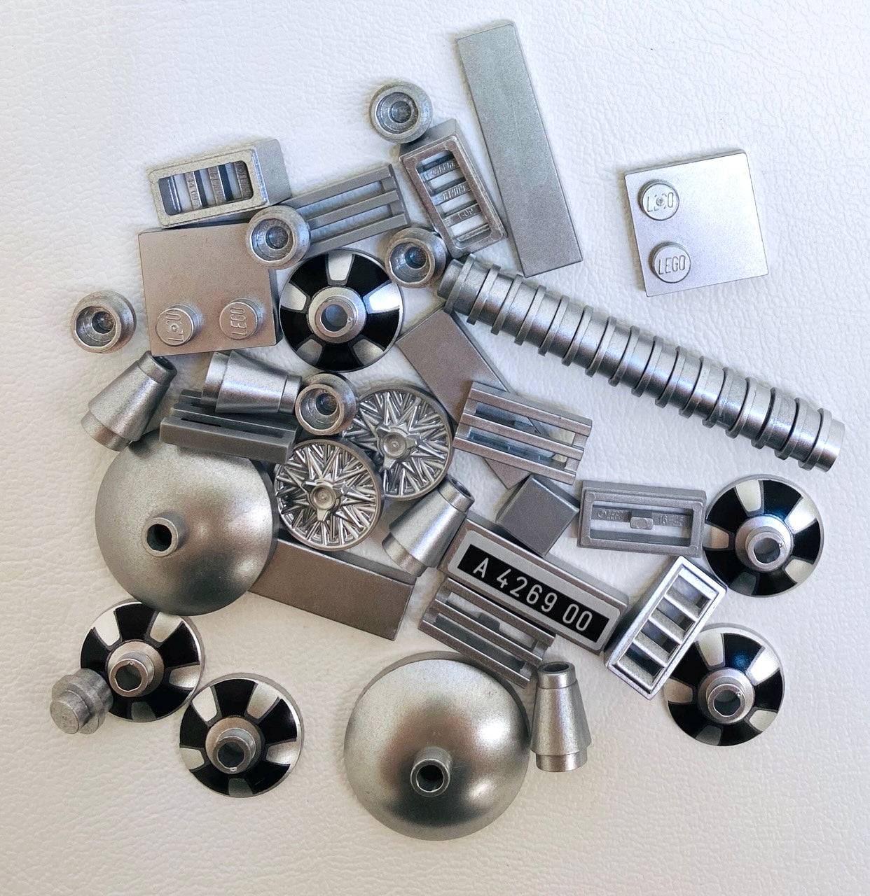 LEGO Metallic Silver Fun Pack Mixed Small Pieces Plates Slopes Dishes Tiles Hubcaps and More