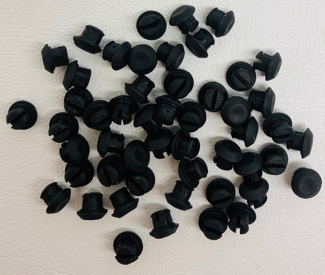 LEGO Technic Tread Link Rubber Attachments Pack of Approx 50