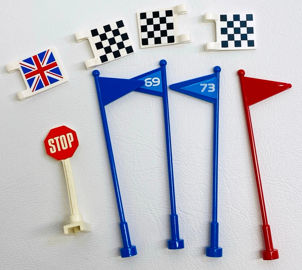 LEGO City Flags and Signs Fun Pack Mixed Pieces