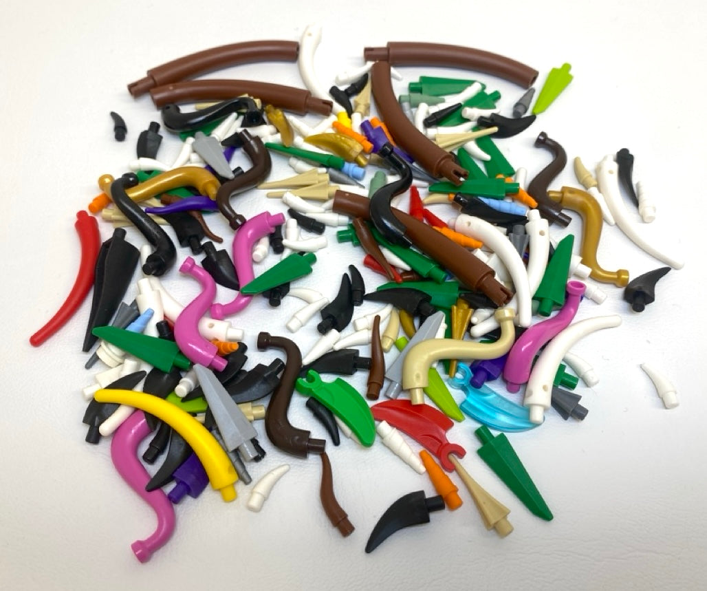 LEGO Animal Claws / Horns / Tails / Teeth Mixed Pack