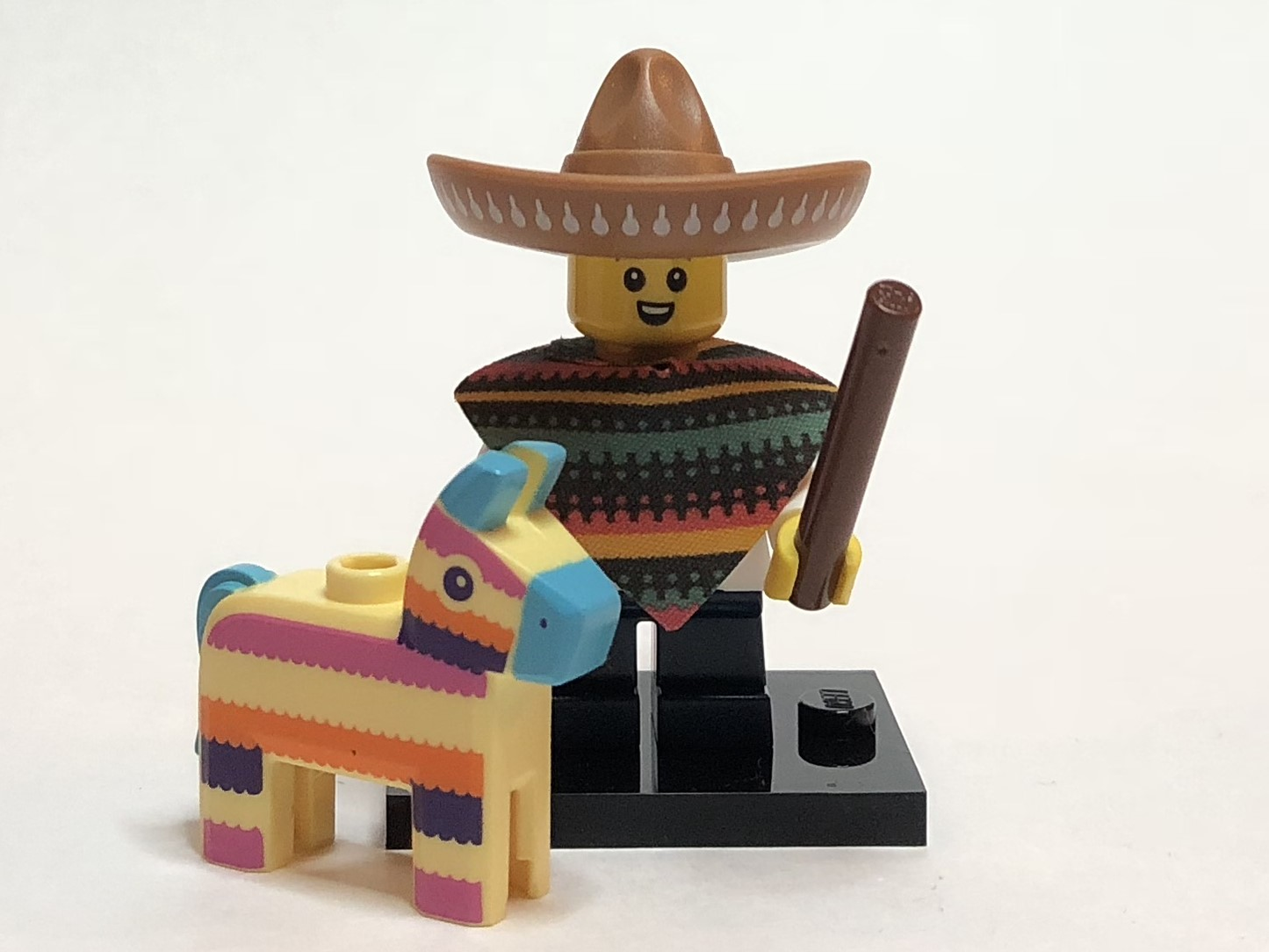 LEGO Pinata Boy BRAND NEW Minifigure