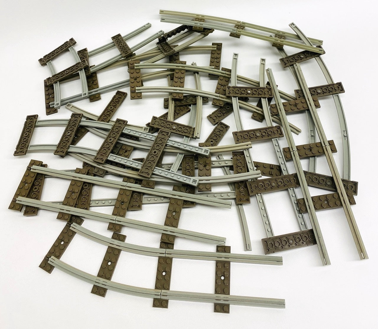 LEGO Trains Vintage Track and Sleeper Fun Pack Light Grey / Dark Grey (Old Shades)