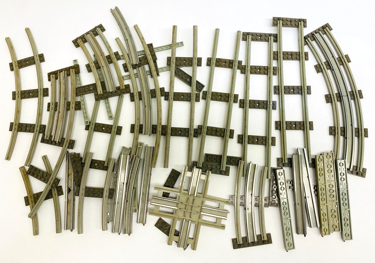 LEGO Trains Vintage 12V Track Mixed Fun Pack Includes Conducting Rails and Sleeper Plate