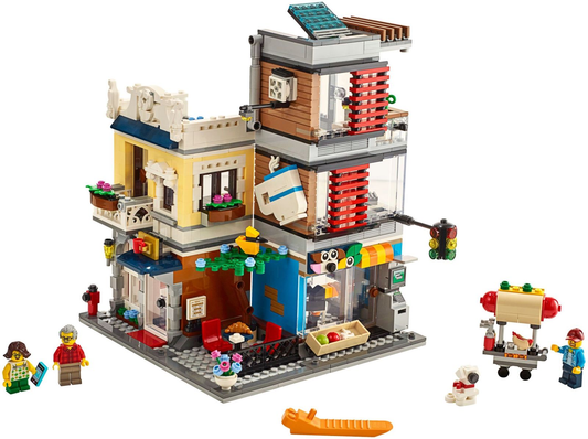 LEGO Creator Townhouse Pet Shop and Cafe Set #31097
