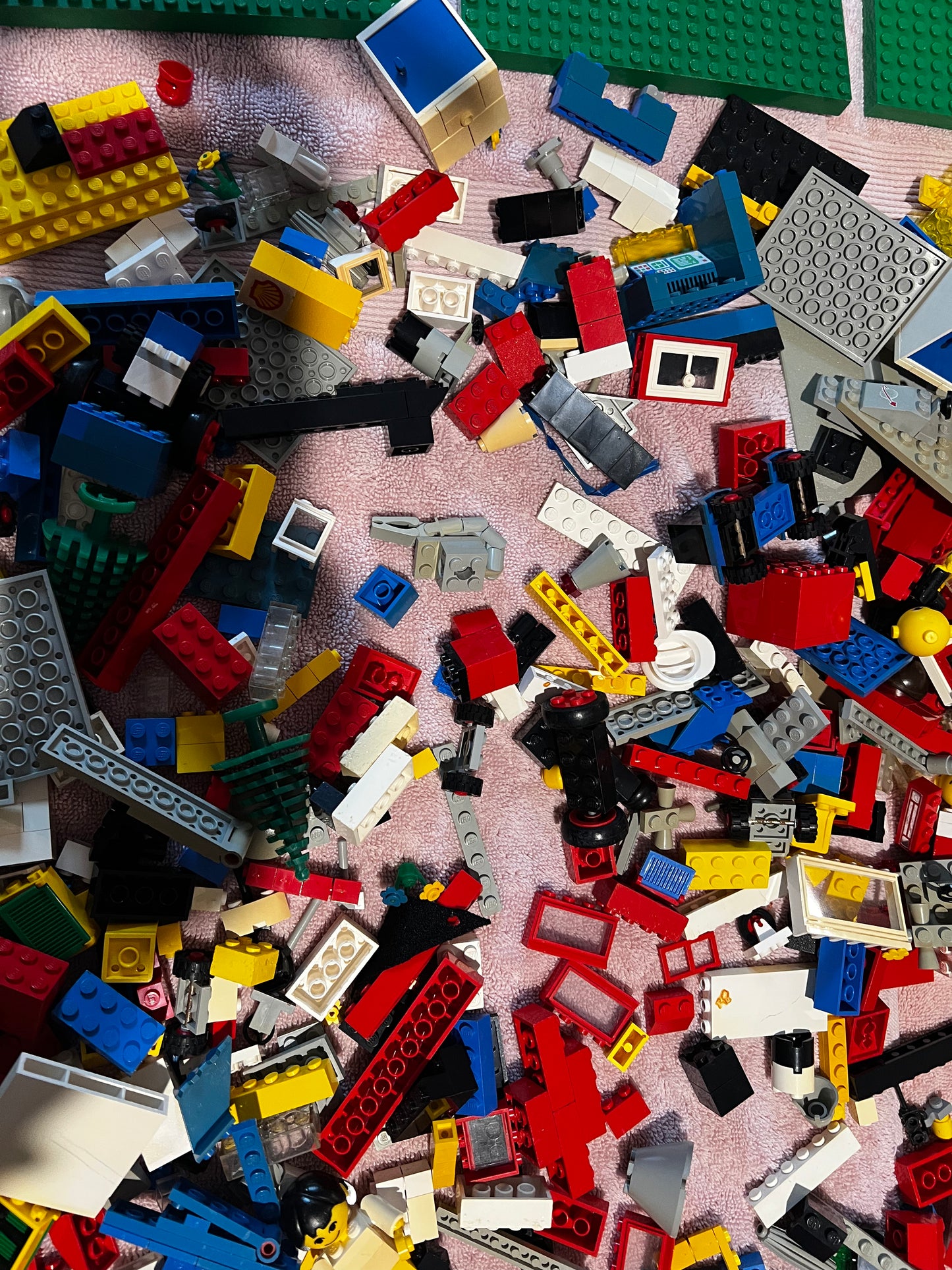 LEGO RAREST OF Vintage Massive Bulk Buy of Mixed Pieces