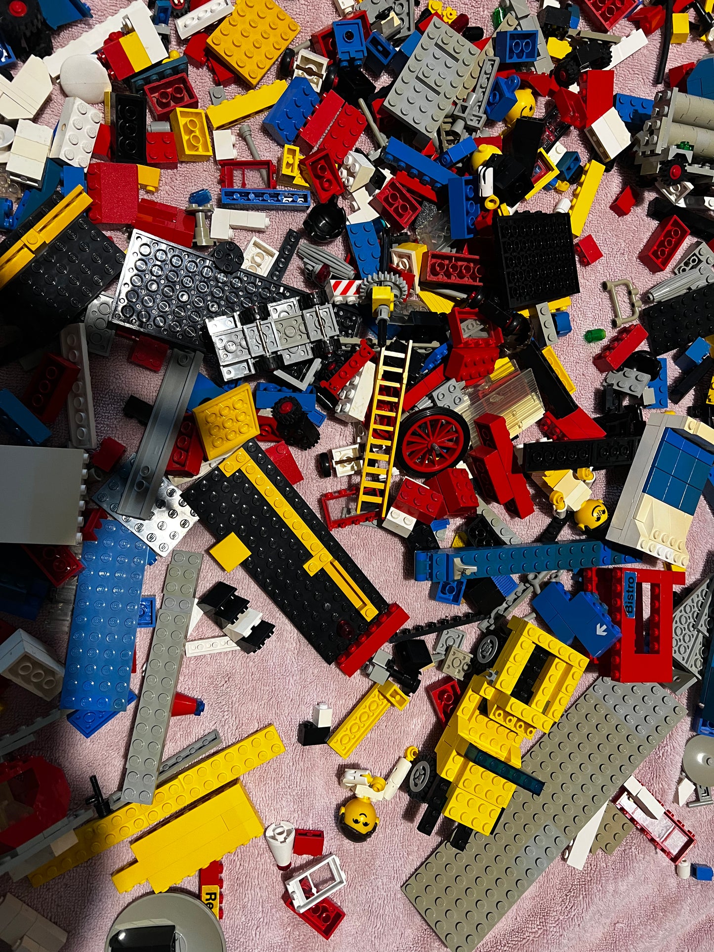 LEGO RAREST OF Vintage Massive Bulk Buy of Mixed Pieces