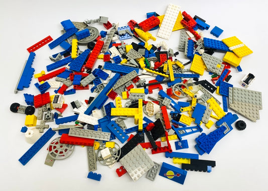 LEGO Vintage Mixed Pieces Fun Pack Huge Selection Bricks Slopes Plates and More - Town City Technic Classic Space