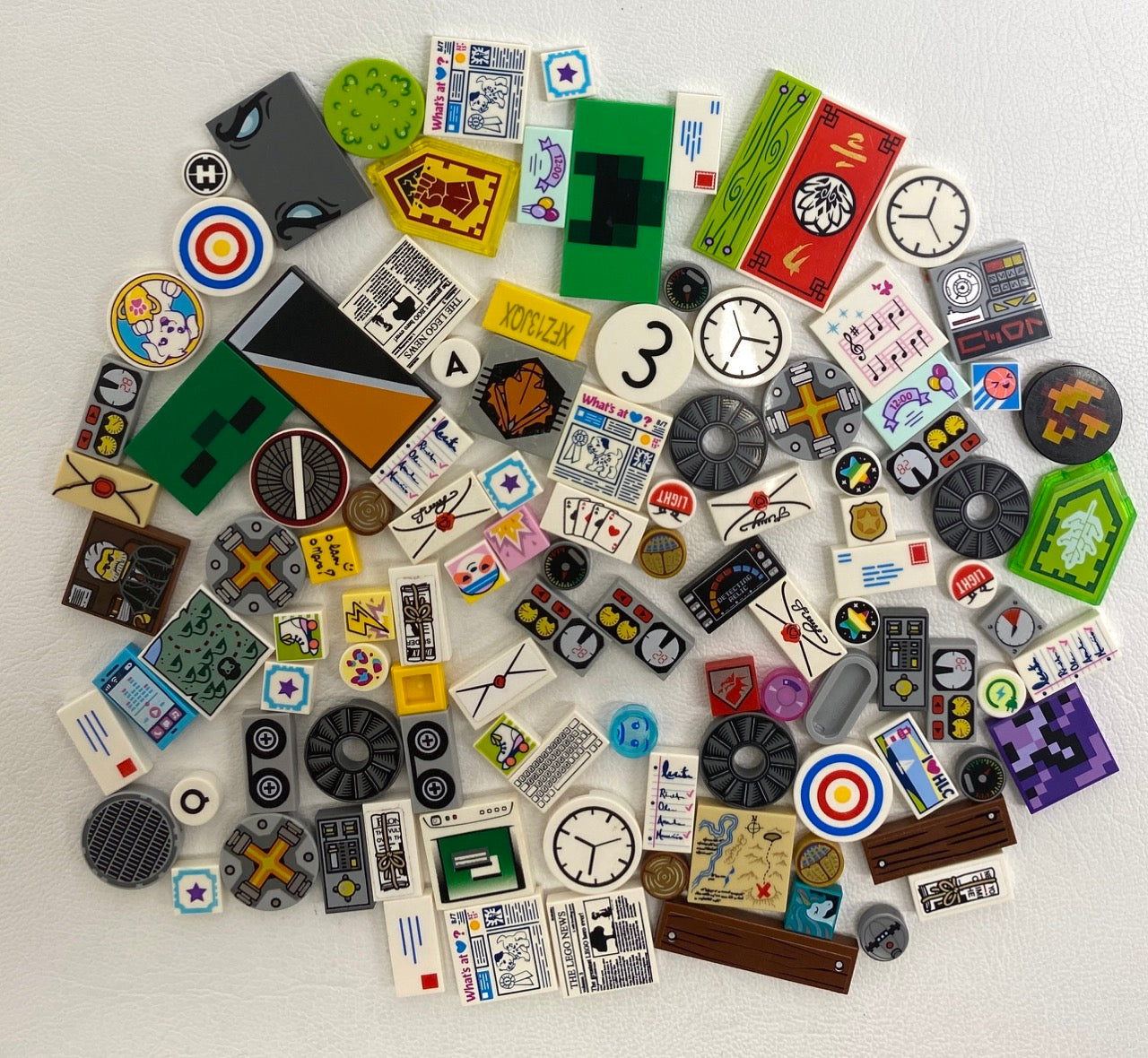 LEGO Printed Tiles Mixed Fun Pack